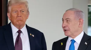 U.S. President Donald Trump welcomes Israeli Prime Minister Benjamin Netanyahu at the White House in Washington, D.C., U.S., September 29, 2025. REUTERS/Jonathan Ernst/Jonathan Ernst