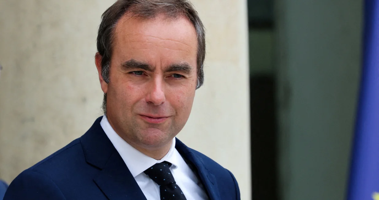 FILE PHOTO: French Defence Minister Sebastien Lecornu leaves following the weekly cabinet meeting at the Elysee Palace in Paris, France, September 3, 2025. REUTERS/Gonzalo Fuentes/File Photo/Gonzalo Fuentes