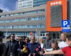 Igor Crnadak pred zgradom RTRS/