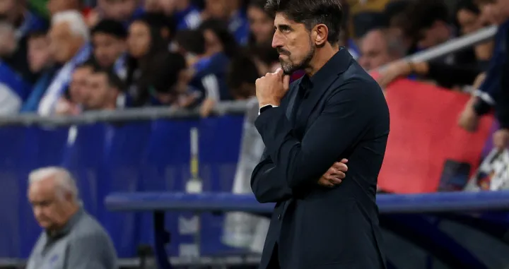 Soccer Football - LaLiga - Real Oviedo v FC Barcelona - Estadio Carlos Tartiere, Oviedo, Spain - September 25, 2025 Real Oviedo coach Veljko Paunovic REUTERS/Pankra Nieto/Foto: Pankra Nieto