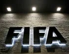 epa09792078 (FILE) - View of the FIFA logo at the FIFA headquarters in Zurich, Switzerland, 29 October 2007 (re-issued on 28 February 2022). The world's football governing body FIFA is set to suspend Russia as the International Olympic Committee (IOC) on 28 February 2022 recommended that athletes and officials from Russia and Belarus are banned from all international sports competitions. EPA/STEFFEN SCHMIDT *** Local Caption *** 55995313/Foto: Steffen Schmidt