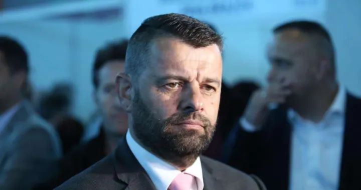 Sevlid Hurtić/Fena