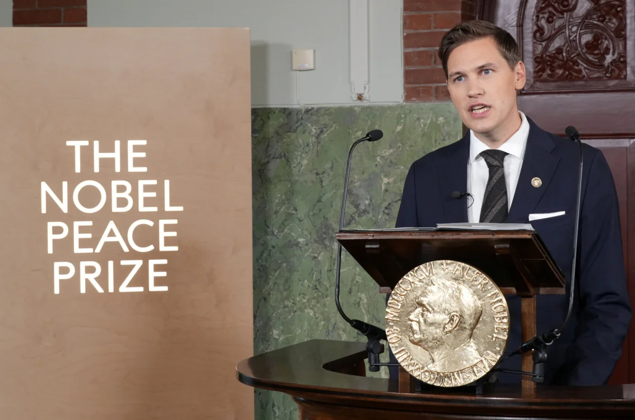 Chairman of the Nobel Committee, Jorgen Watne Frydnes, announces that Venezuelan opposition leader Maria Corina Machado is the laureate of the Nobel Peace Prize for 2025, at the Nobel Institute in Oslo, Norway October 10, 2025. REUTERS/Tom Little/Tom Little