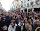 Sarajlije na skupu u čast Halida Bešlića/Senad Gubelić