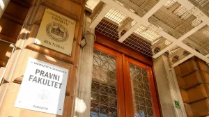 Zgrada Pravnog fakulteta i rektorata Univerziteta u Sarajevu/Damir Deljo