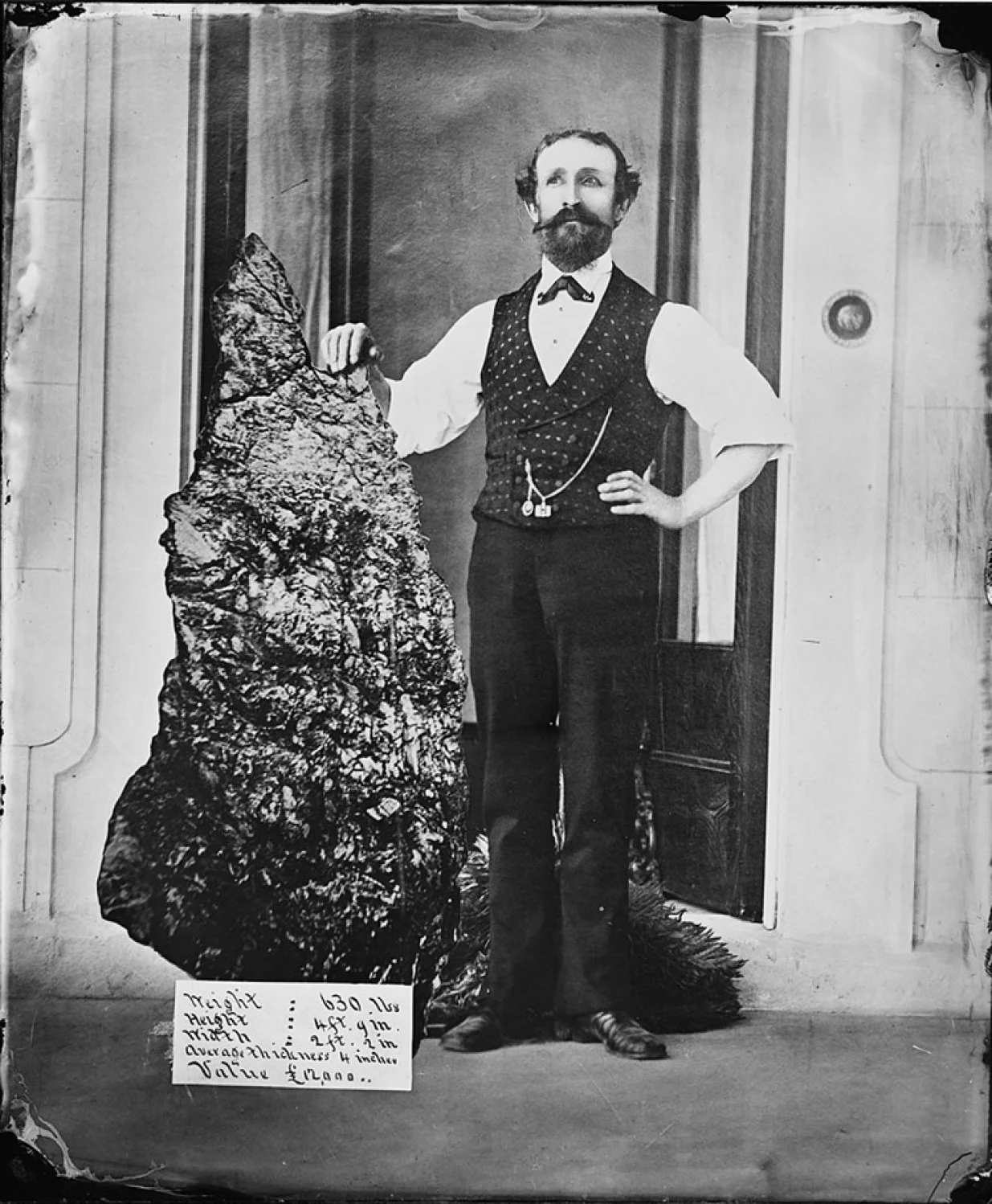 Na današnji dan, 19. oktobra 1872. godine, rudari u rudniku Star of Hope Gold Mine u mjestu Hill End, Novi Južni Wales, otkrili su prizor koji je ušao u istoriju. U dubinama rudnika pronađen je masivni zid rude ispunjen zlatom. Taj nalaz, poznat kao Holtermannov grumen, težio je ukupno 286 kilograma/