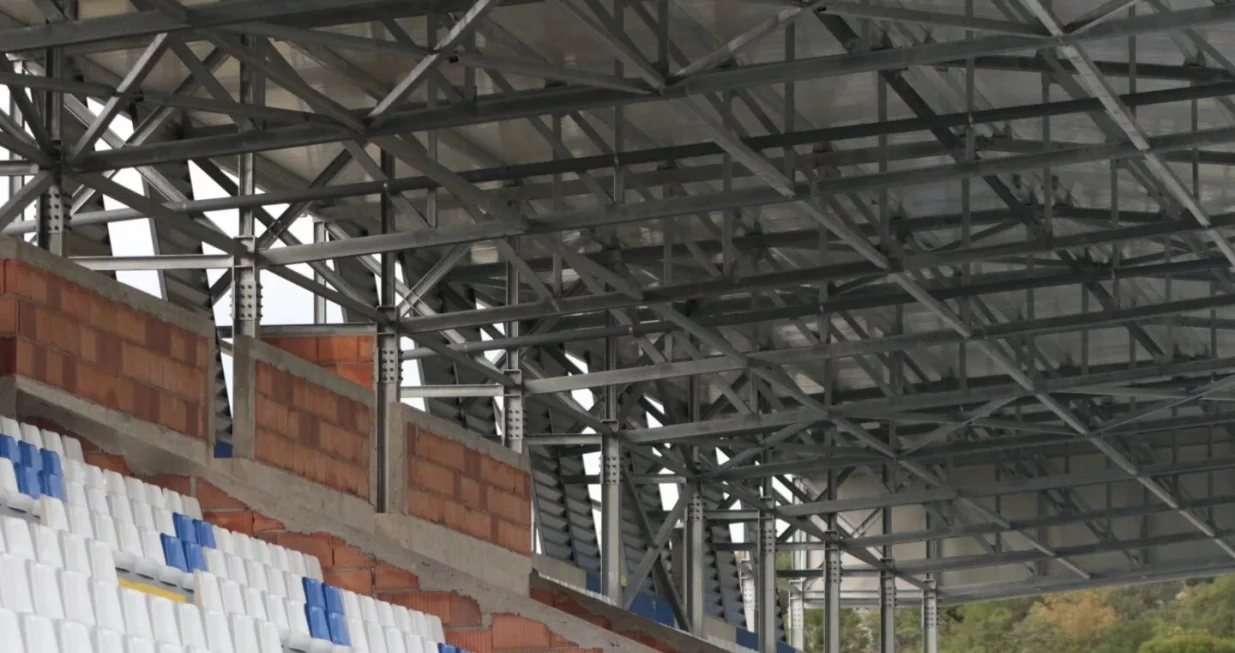 U toku je završna faza radova na stadionu GOŠK-a (FOTO: NK GOŠK Gabela)/Foto:
