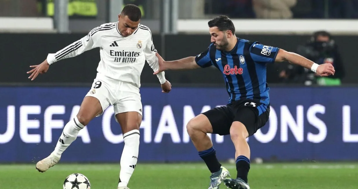 kolasinac mbappe/Foto: