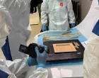 MADRID, ŠPANIJA - 24. OKTOBAR 2025.Španska policija pronašla je sliku Pabla Picassa koja je početkom oktobra nestala dok se pripremala za izložbu u Granadi, saopćile su vlasti u petak.U objavi na društvenoj mreži X, sa sjedištem u SAD-u, Nacionalna policija navela je da je djelo nestalo tokom transporta na izložbu u Granadi i da možda nije bilo učitano u kamion za prevoz. (Spanish National Police Corps - Anadolu Agency)/