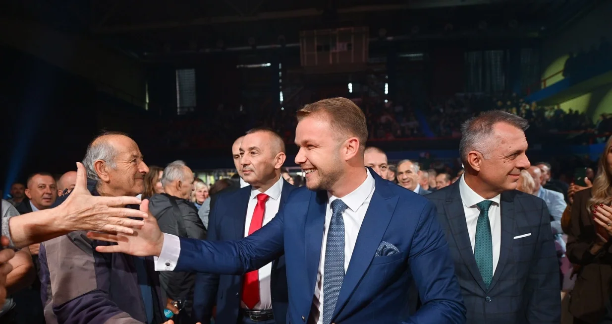 Draško Stanivuković; osnivačka skupština Pokreta "Sigurna Srpska" u Banjaluci//