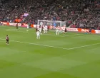 Tavernier pogodio direktno iz kornera protiv Nottingham Foresta (FOTO: Screenshot)/Foto: