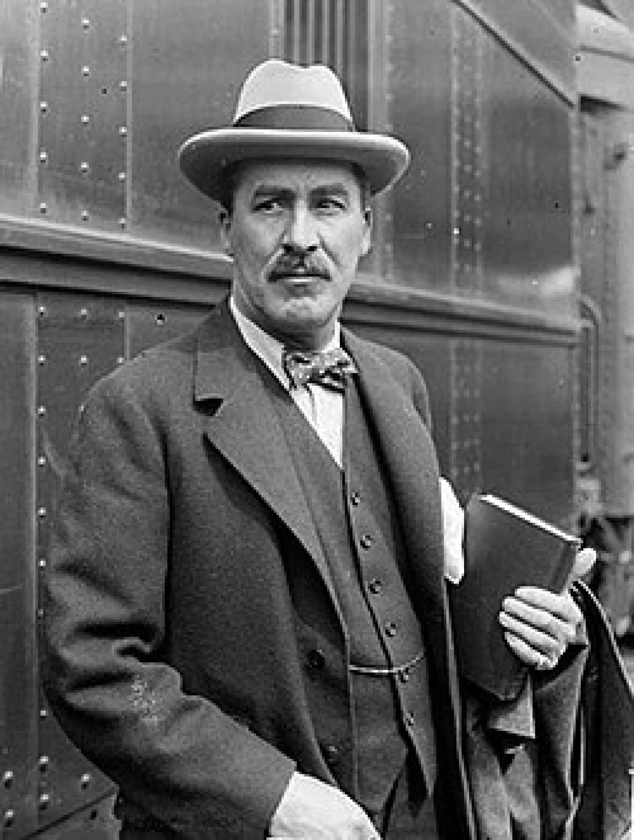 Howard Carter/