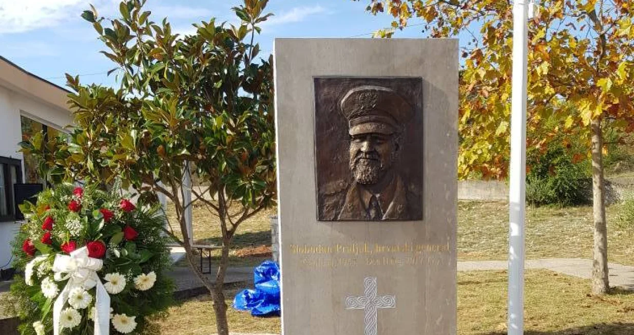 Čapljina - otkriven spomenik Slobodanu Praljku/Sanel Kajan