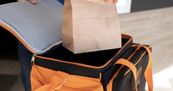 Dostava hrane, kutija, torba/Ilustracija