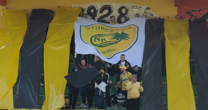 Koreografija navijača Stupčanice/Foto: 