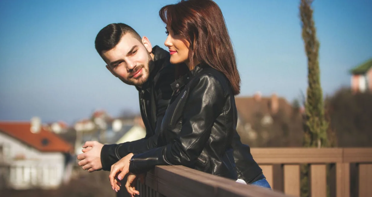 momak, muškarac, djevojka, žena, zaljubljeni, ljubav, ljubavni par/Unsplash