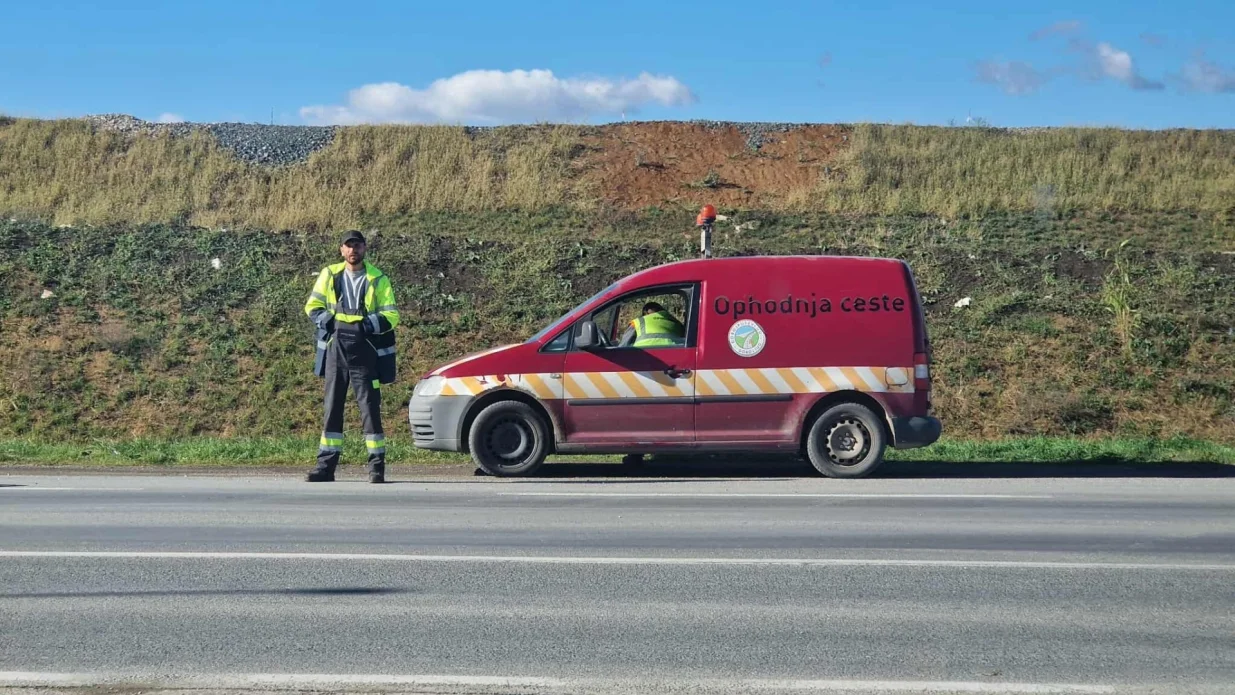Prevrnulo se vozilo/Čitatelj/