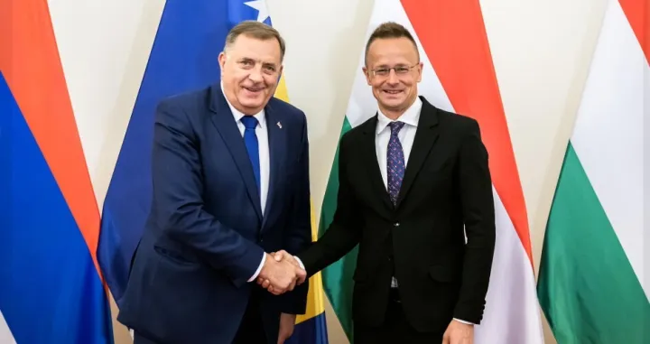 Milorad Dodik i Peter Szijjarto/