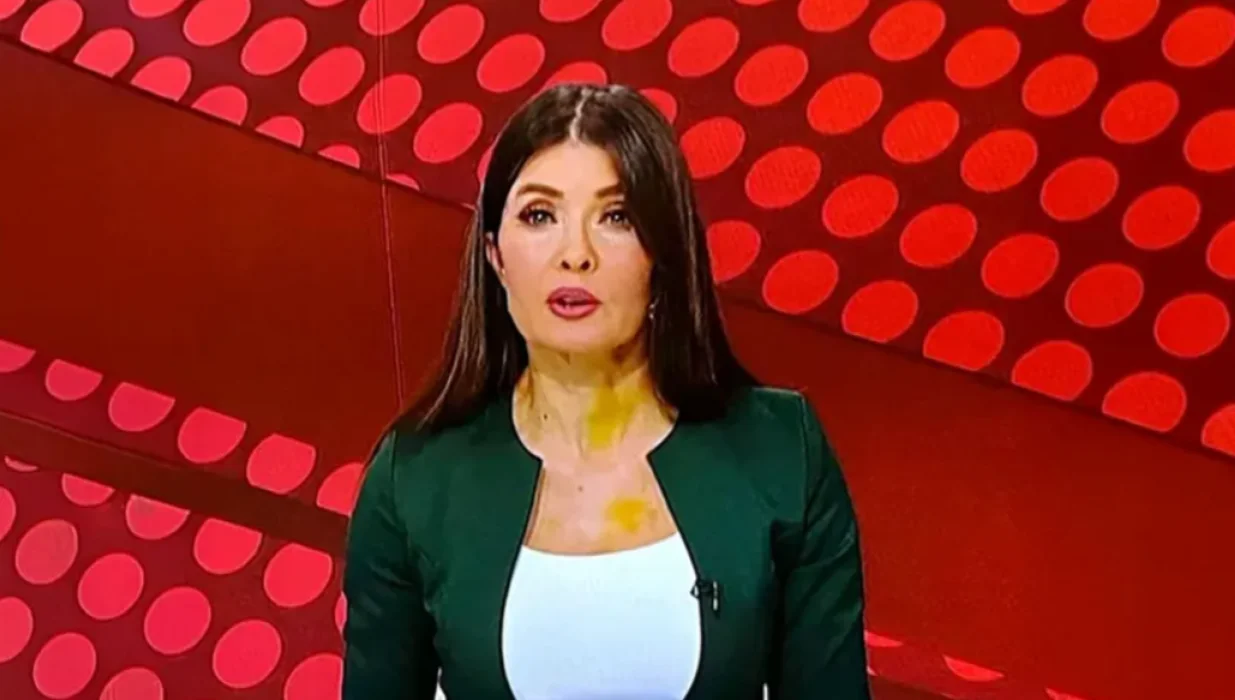 Voditeljica, RTS, Gordana Stijačić, žute mrlje/Prtsc