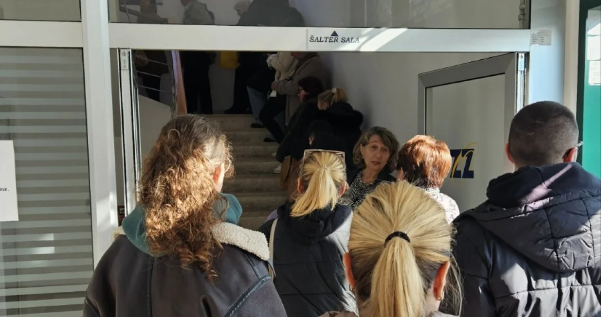 Zzo ks socijalno, gužve i redovi/Čitatelj Oslobođenja