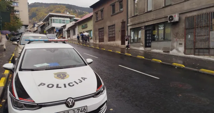 Na terenu policija/Almir Kapo/Oslobođenje/