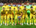 Soccer Football - FIFA World Cup - UEFA Qualifiers - Group H - Romania v Austria - Arena Nationala, Bucharest, Romania - October 12, 2025 Romania players pose for a team group photo before the match Inquam Photos via REUTERS/Bogdan Buda ROMANIA OUT. NO COMMERCIAL OR EDITORIAL SALES IN ROMANIA. THIS IMAGE HAS BEEN SUPPLIED BY A THIRD PARTY./Foto: Bogdan Buda