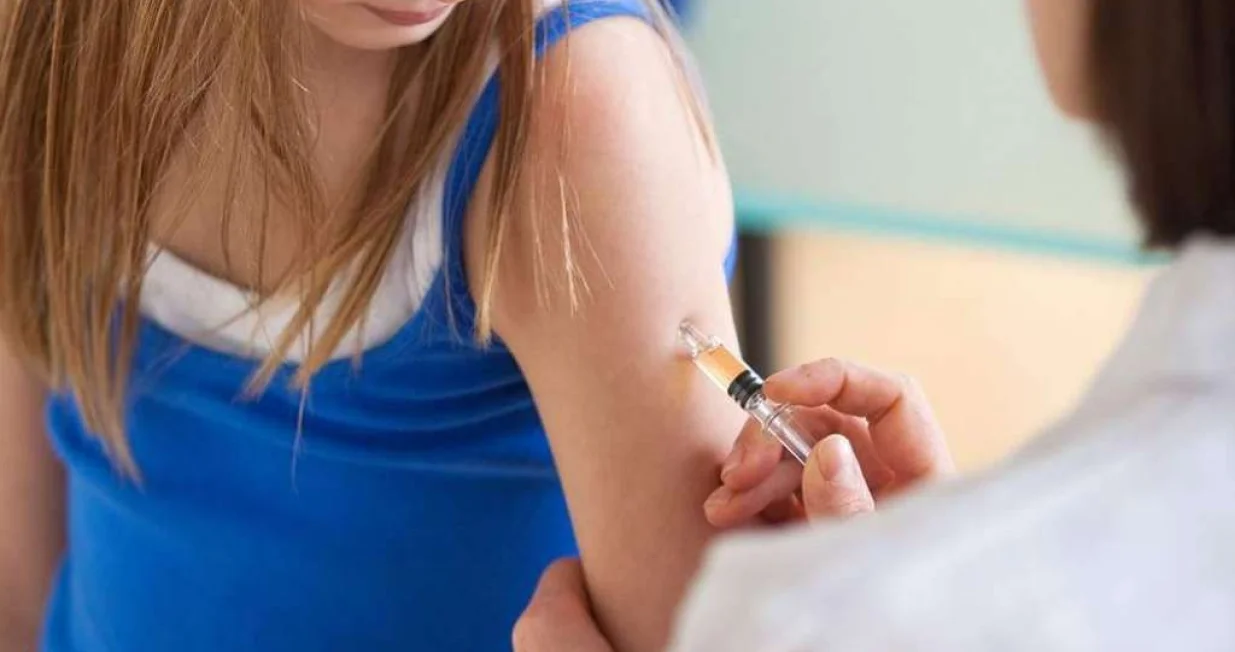 Počinje vakcinacija/Ilustracija/INZ//