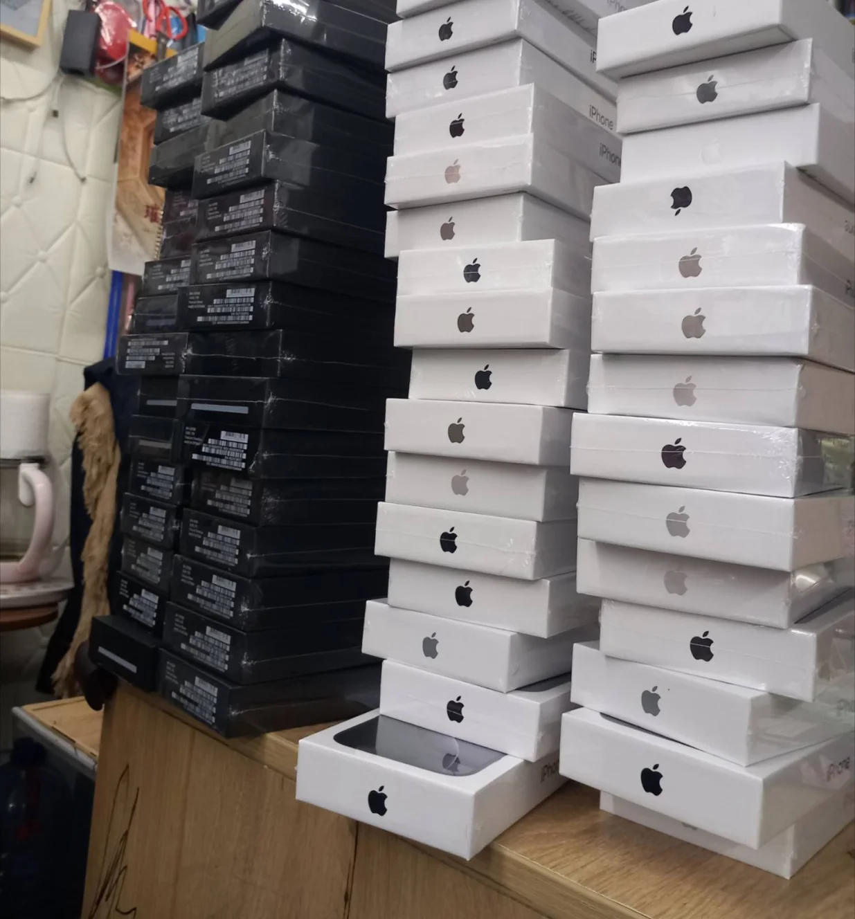 oduzeti mobiteli, akcija štek, akcija uio bih/Uiobih