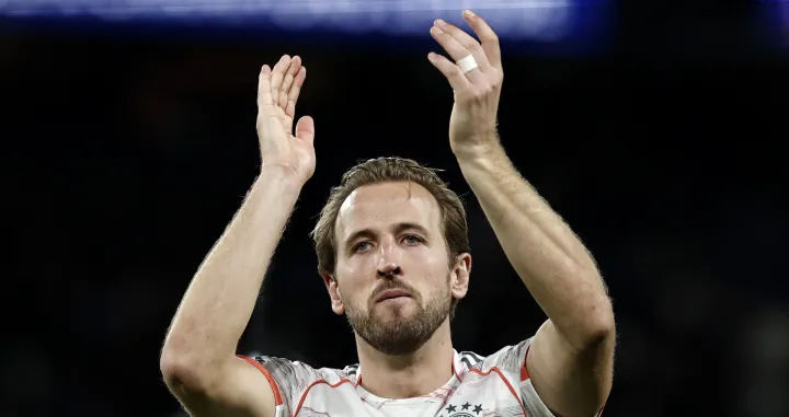 Soccer Football - UEFA Champions League - Paris St Germain v Bayern Munich - Parc des Princes, Paris, France - November 4, 2025 Bayern Munich's Harry Kane celebrates after the match REUTERS/Benoit Tessier/Foto: Benoit Tessier