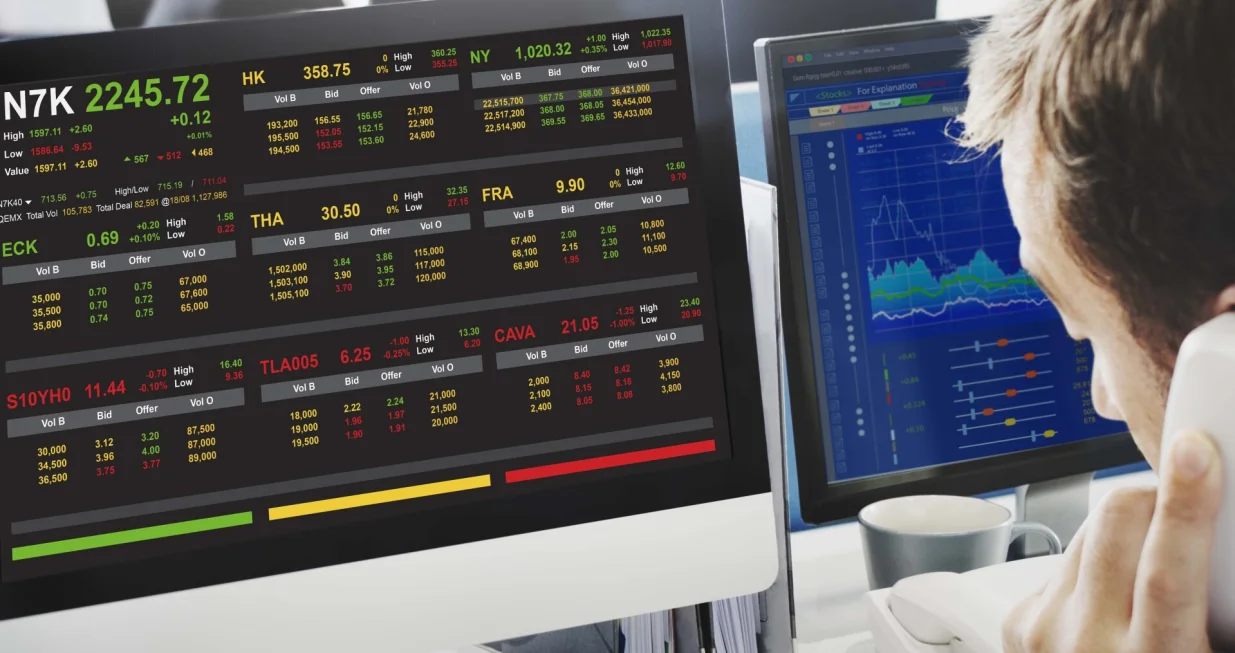 berza, dionice, trgovina na berzi, grafikoni/Freepik
