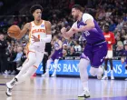 Nov 13, 2025; Salt Lake City, Utah, USA; Atlanta Hawks forward Jalen Johnson (1) drives against Utah Jazz center Jusuf Nurkic (30) during the first quarter at Delta Center. Mandatory Credit: Rob Gray-Imagn Images/Foto: Rob Gray