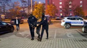 Privođenje osumnjičenog/Nezavisne//