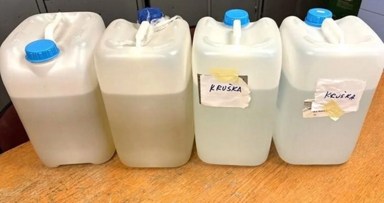 Oduzeta rakija/PU požeško-slavonska//