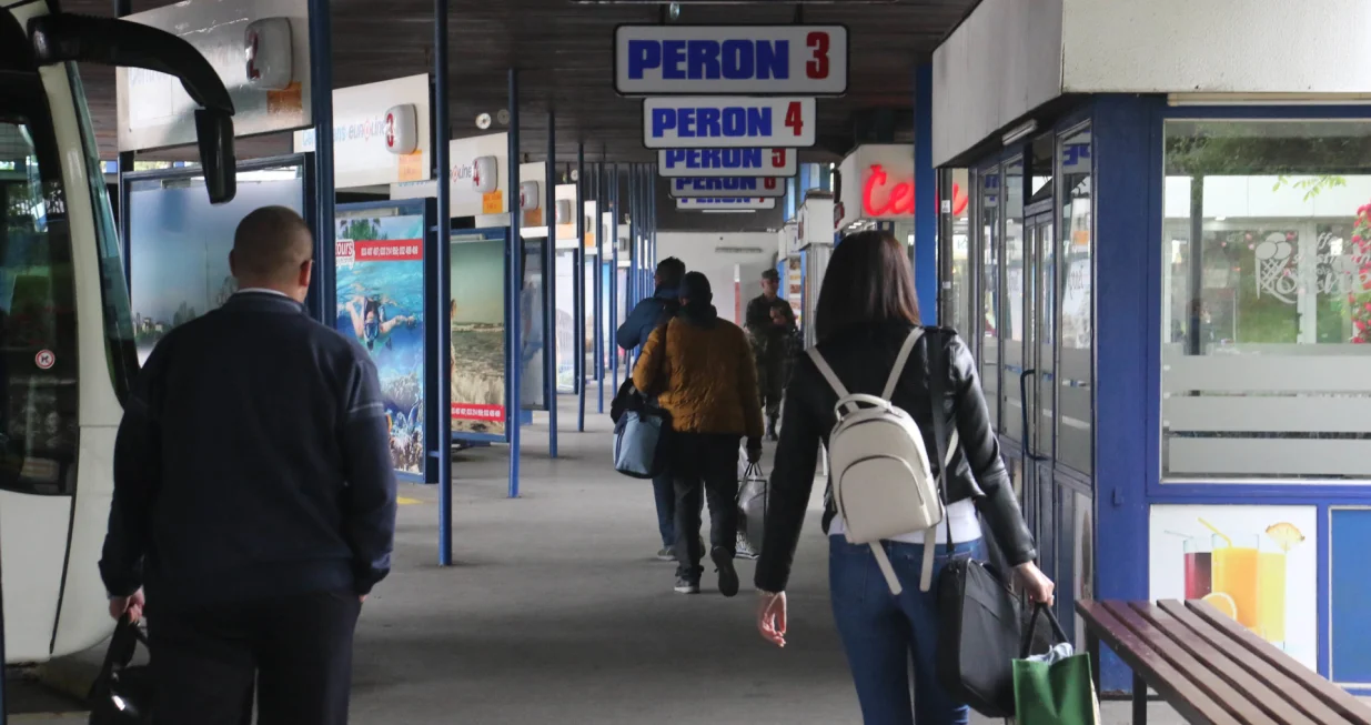 autobuska stanica Sarajevood danas se može putovati u Hrvatsku Crnu goru i Srbiju/Didier Torche