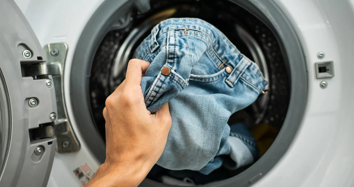 farmerke, pantole, pranje, veš mašina, odjeća/