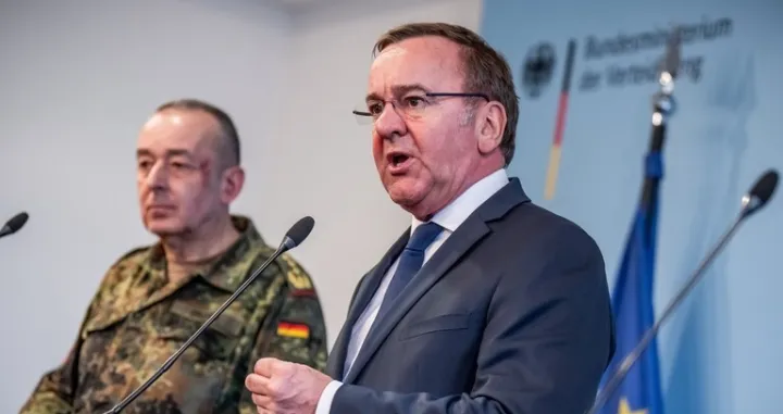 Boris Pistorious/Screenshot X