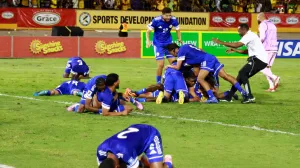 Soccer Football - FIFA World Cup - CONCACAF Qualifiers - Group B - Jamaica v Curacao - National Stadium Independence Park, Kingston, Jamaica - November 18, 2025 Curacao players celebrate after they qualify for the World Cup REUTERS/Gilbert Bellamy/Foto: Gilbert Bellamy
