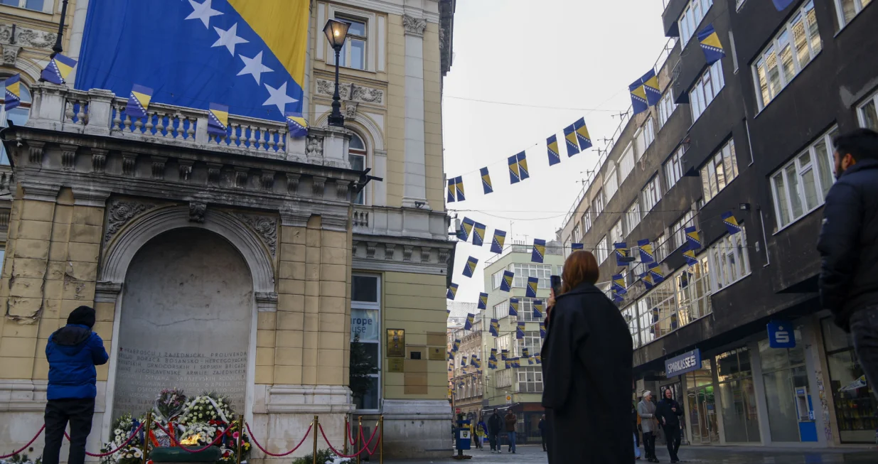 Atmosfera u gradu na Dan državnosti 25. novembra/Damir Deljo