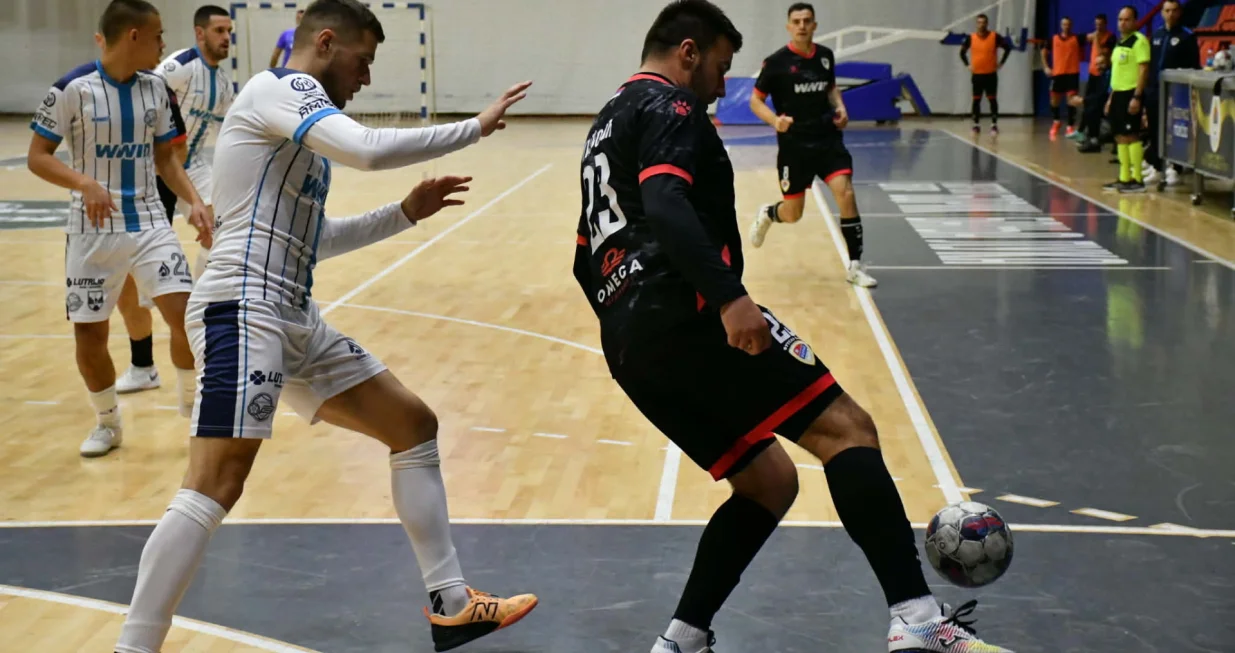 Borac - Željezničar/Foto: 