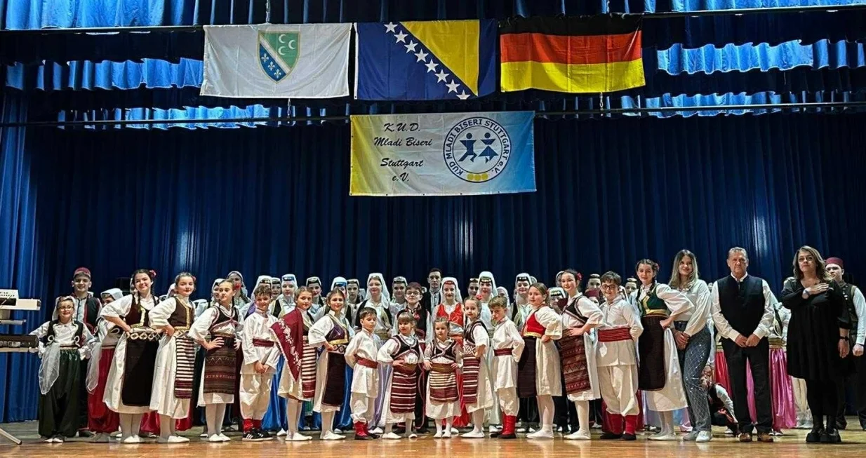 U organizaciji KUD-a Mladi biseri u Stuttgartu obilježen Dan državnosti BiH/H. H.