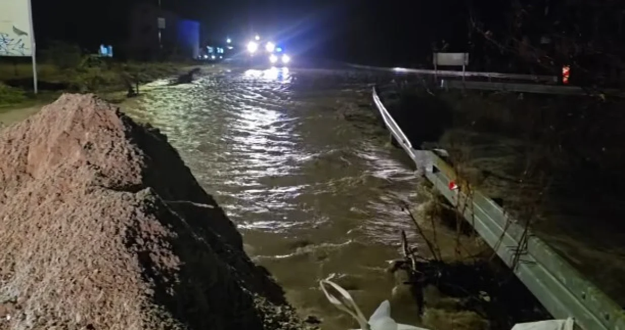 Izlila se rijeka/Printscreen/Bugojno Danas//