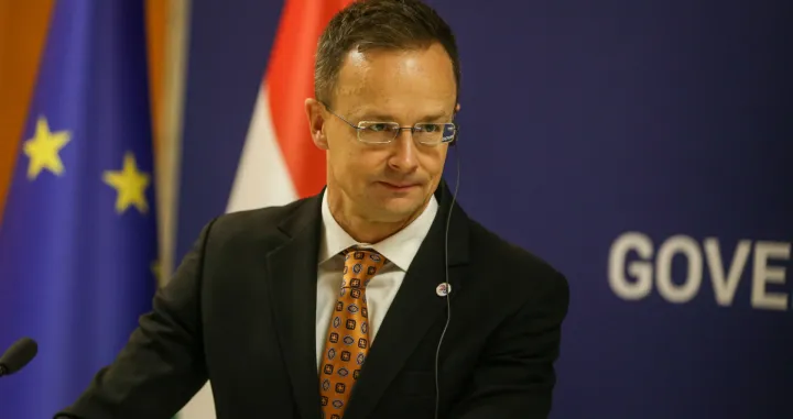 Beograd, Srbija - 26. novembar 2025: Ministar vanjskih poslova MaД'arske Peter Szijjarto u Beogradu je najavio dogovor o tehniДЌkim detaljima energetske podrЕЎke Srbiji i poruДЌio da MaД'arska neД‡e ostaviti Srbiju bez energenata (Filip Stevanovic - Anadolu Agency)/