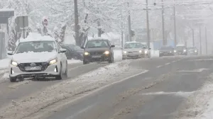 snijeg u sarajevu, lopatanje, čišćenje snijega/Senad Gubelić