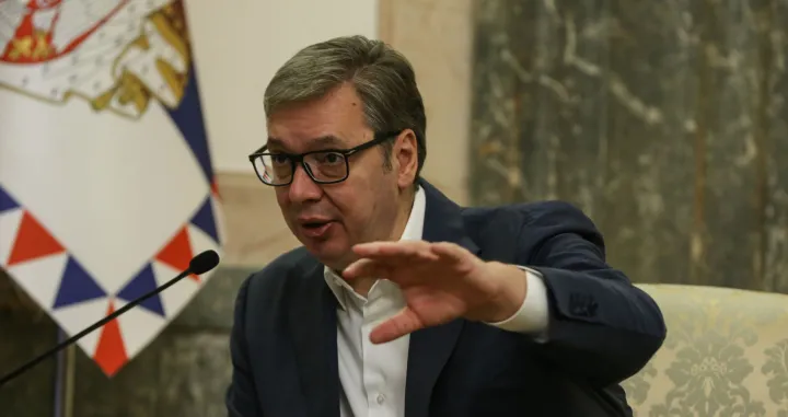 BEOGRAD, SRBIJA - 04. oktobar 2025: Predsjednik Srbije Aleksandar Vučić sastao se s evropskim hrvačkim šampionom Aleksandrom Komarovim (Filip Stevanovic - Anadolu Agency)/