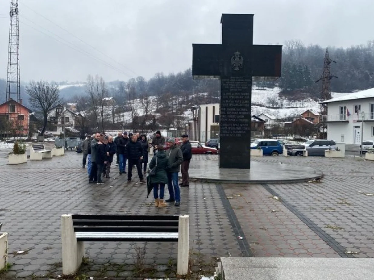Kravica, Bratunac, okupljanje, skup podrške Vojinu Pavloviću/Rtrs
