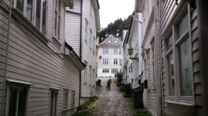 norveška, hodanje, šetnja, ulica, selo, grad, skandinavija/J Williams