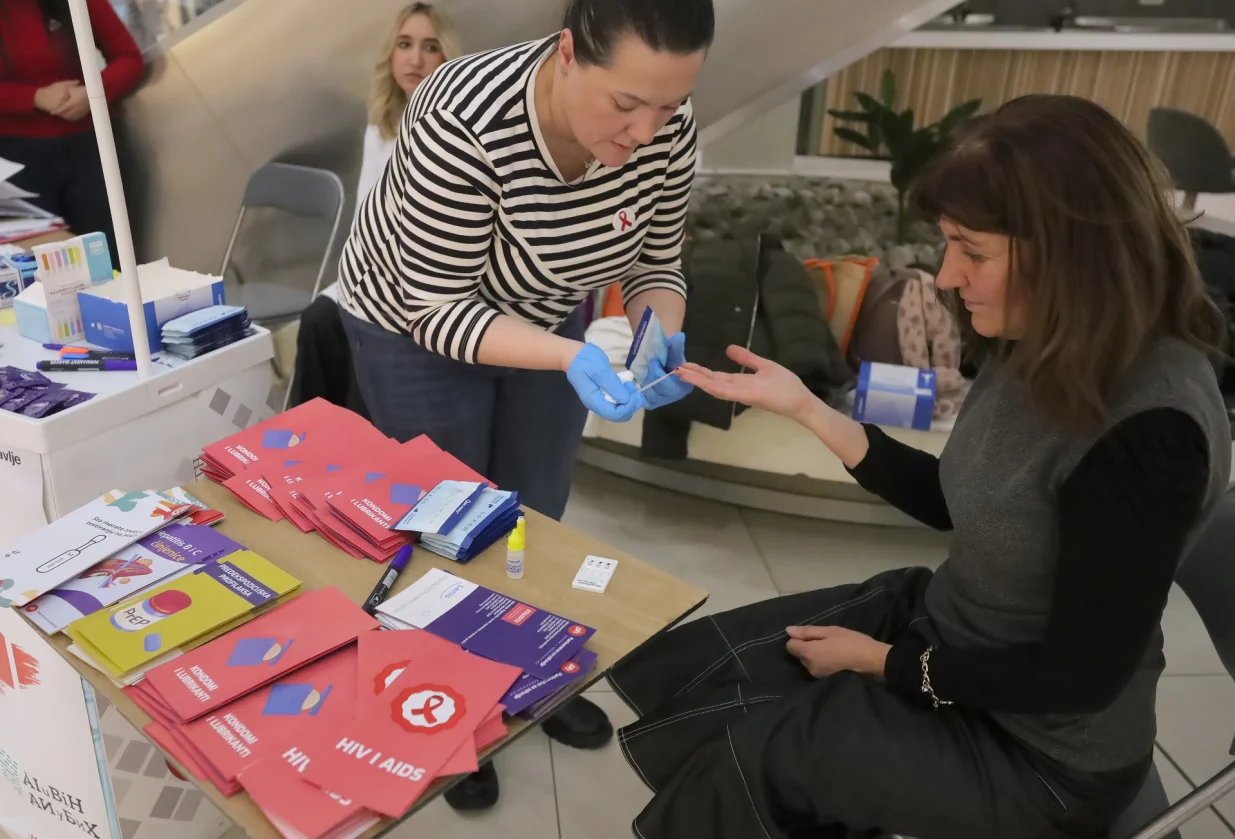 1. decembar Svjetski dan borbe protiv AIDS-a/Senad Gubelić