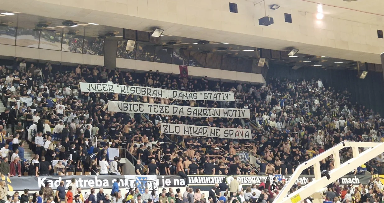 Parola BH Fanaticosa upućena prema Aleksandru Vučiću (FOTO: Sport1)/Foto: 