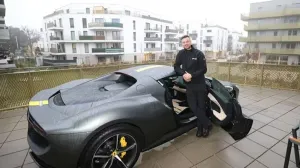 Bosanac, Austrija, Ferrari, terasa, parking/Heute.at