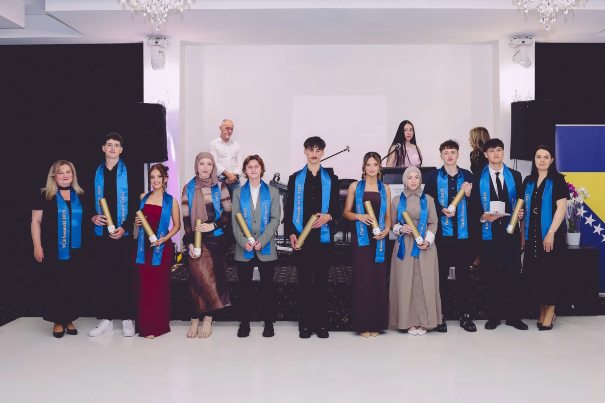 Matursko veče 20. generacije maturanata VCE Bosnian (Bosanska škola Viktorija) u Melbourneu/Bosanska škola U Viktoriji